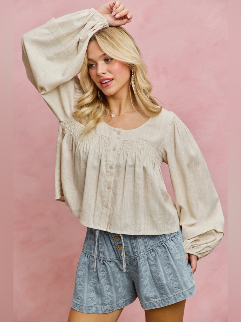 SO ME Linen Blend Woven Long Sleeve With Smocking Top - Picture 12 of 16